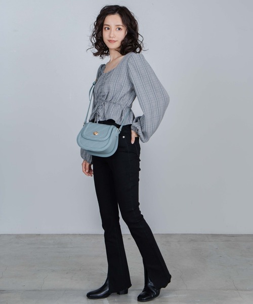 WEGO（ウィゴー）の「WEGO/センタースリットフレアパンツ（デニムパンツ・レディース・インディゴブルー/ブラック・FREE）」の11枚目の写真