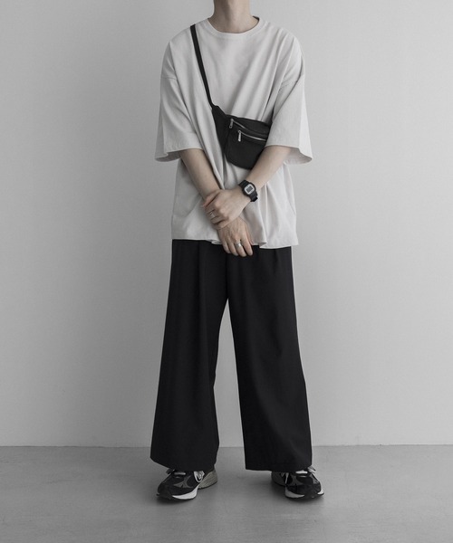 remer(リメール)の「loose basic Tee / ルーズベーシックT(Tシャツ/カットソー・メンズ・チャコールグレー/ライトグレー/ベージュ/ブルーグレー/マスタード/ブラック/カーキ/ブラウン/アッシュグレー/ホワイト/グレイッシュベージュ/ブラック系その他/ベージュ系その他・SMALL/MEDIUM/LARGE/X-SMALL/X-LARGE)」の14枚目の写真