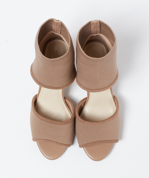 Tiara（ティアラ）の「ニットブーツサンダル（サンダル・レディース・ブラック/ベージュ・23.0cm/24.0cm）」の5枚目の写真