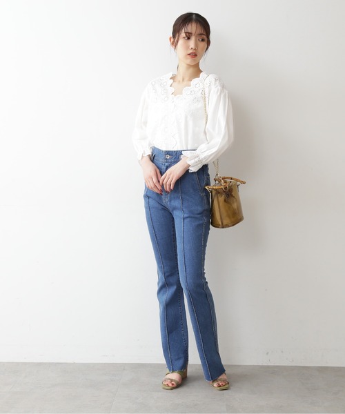 FREE'S MART(フリーズマート)の「【Sシリーズ対応】◆ピンタック前後差フレアデニム(デニムパンツ・レディース・ブルー/ホワイト系その他/パープル系その他・SMALL/MEDIUM)」の13枚目の写真