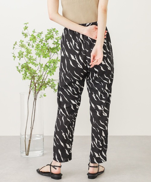 SENSE OF PLACE by URBAN RESEARCH（センスオブプレイスバイアーバンリサーチ）の「アニマルプリントパンツ(ゼブラ)（その他パンツ・レディース・ホワイト系その他/ブラック系その他・ONE）」の12枚目の写真