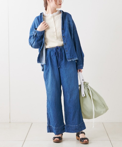 PUAL CE CIN（ピュアルセシン）の「綿ヘンプデニムブラウス（シャツ/ブラウス・レディース・インディゴブルー/ブルー・FREE）」の19枚目の写真