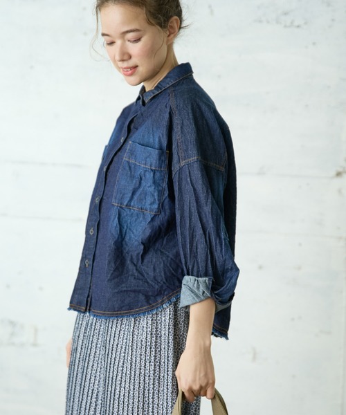 PUAL CE CIN（ピュアルセシン）の「綿ヘンプデニムブラウス（シャツ/ブラウス・レディース・インディゴブルー/ブルー・FREE）」の7枚目の写真