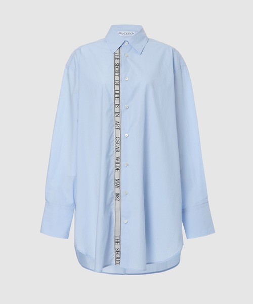 JW Anderson(ジェイダブリューアンダーソン)の「OVERSIZE O/W TAPE SHIRT(シャツ/ブラウス・レディース・ホワイト/ブルー系その他・SMALL/MEDIUM)」の1枚目の写真