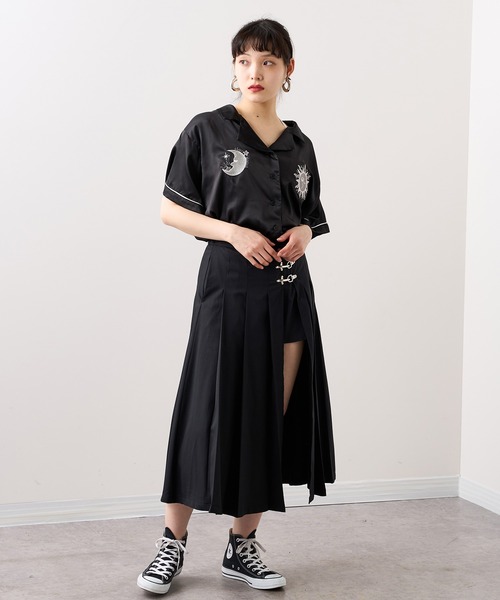 RASVOA（ラスボア）の「パイピング刺繍サテンシャツ（シャツ/ブラウス・レディース・ブラック/サックスブルー・FREE）」の19枚目の写真