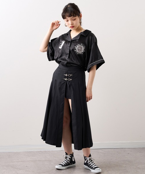 RASVOA（ラスボア）の「パイピング刺繍サテンシャツ（シャツ/ブラウス・レディース・ブラック/サックスブルー・FREE）」の17枚目の写真