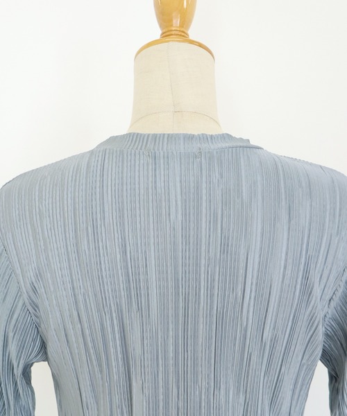 BLUEEAST(ブルーイースト)の「ランダムミニプリーツメローブラウス(Tシャツ/カットソー・レディース・ブルーグレー/ベージュ/ブラック/ホワイト/ピンク/ピンク系・MEDIUM)」の19枚目の写真