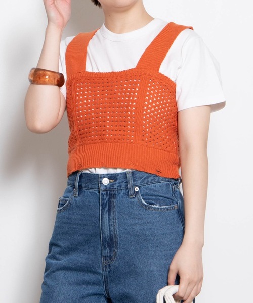 WEGO（ウィゴー）の「WEGO/コットンジャストフィット半袖Tシャツ（Tシャツ/カットソー・レディース・ホワイト/ホワイト系その他5/ブルー系その他5/スミクロ・MEDIUM/SMALL）」の2枚目の写真