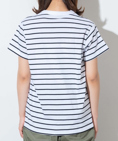 WEGO（ウィゴー）の「WEGO/コットンジャストフィット半袖Tシャツ（Tシャツ/カットソー・レディース・ホワイト/ホワイト系その他5/ブルー系その他5/スミクロ・MEDIUM/SMALL）」の18枚目の写真