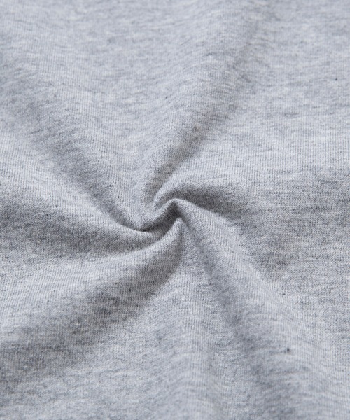 ROMANTIC CROWN（ロマンティッククラウン）の「【ROMANTIC CROWN】WOMANS WHITE RABBIT TEE / ロマンティッククラウン ウィメンズ ホワイト ラビット グラフィック Tシャツ（Tシャツ/カットソー・レディース・スカイブルー/グレー/ライトパープル・MEDIUM/SMALL）」の12枚目の写真