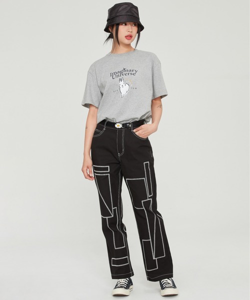 ROMANTIC CROWN（ロマンティッククラウン）の「【ROMANTIC CROWN】WOMANS WHITE RABBIT TEE / ロマンティッククラウン ウィメンズ ホワイト ラビット グラフィック Tシャツ（Tシャツ/カットソー・レディース・スカイブルー/グレー/ライトパープル・MEDIUM/SMALL）」の5枚目の写真