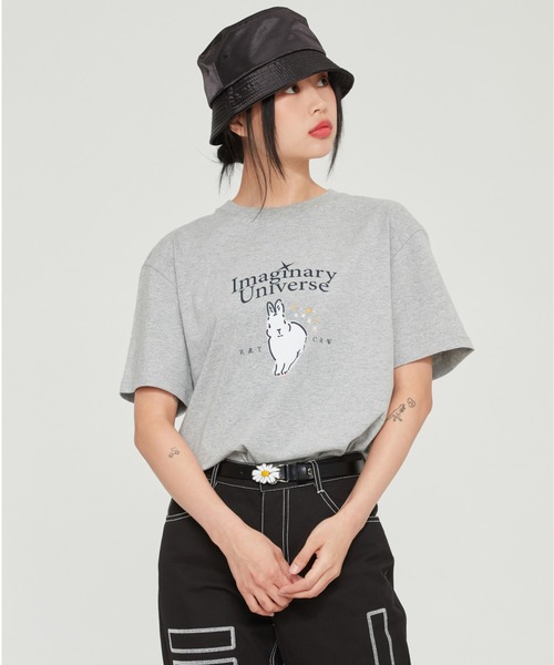 ROMANTIC CROWN（ロマンティッククラウン）の「【ROMANTIC CROWN】WOMANS WHITE RABBIT TEE / ロマンティッククラウン ウィメンズ ホワイト ラビット グラフィック Tシャツ（Tシャツ/カットソー・レディース・スカイブルー/グレー/ライトパープル・MEDIUM/SMALL）」の4枚目の写真
