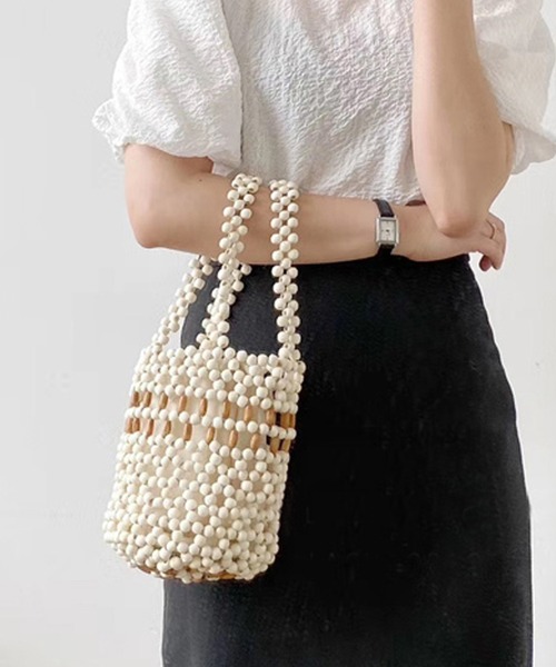 shopnikoniko（ショップニコニコ）の「ウッドビーズ ハンドミニバッグ（ハンドバッグ・レディース・ブラック/ベージュ/アイボリー・フリー）」の2枚目の写真