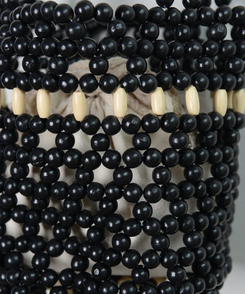 shopnikoniko（ショップニコニコ）の「ウッドビーズ ハンドミニバッグ（ハンドバッグ・レディース・ブラック/ベージュ/アイボリー・フリー）」の10枚目の写真