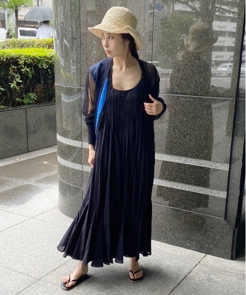 AZUL ENCANTO（アズールエンカント）の「ナチュラルハット　シンプル細編み（ハット・レディース・ブラウン/ライトベージュ・FREE）」の20枚目の写真