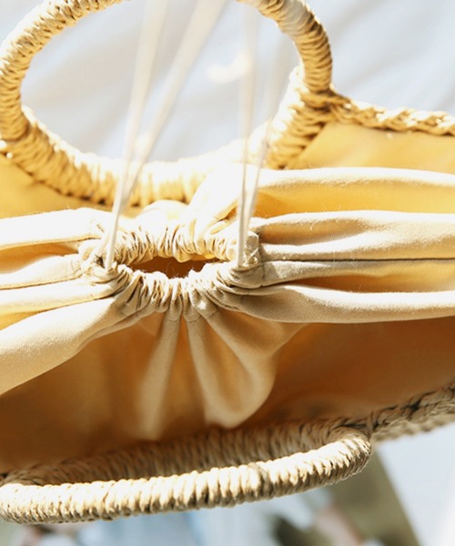 florist（フローリスト）の「シンプルなサークル型かごバッグ（かごバッグ・レディース・ダークベージュ/ベージュ・FREE）」の6枚目の写真