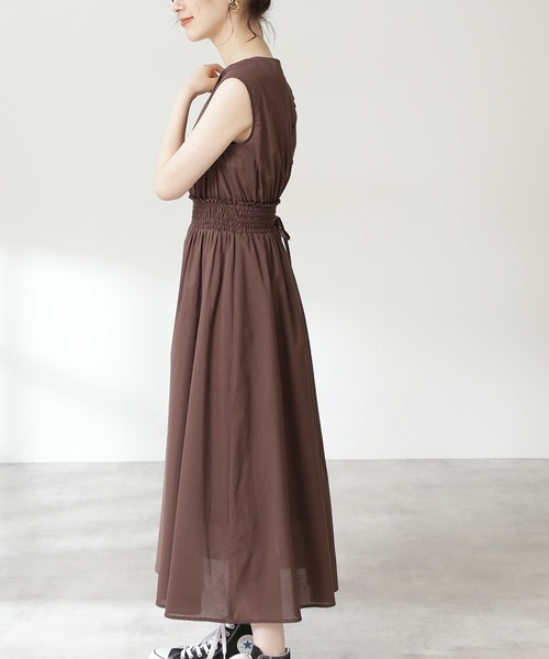 N.(N. Natural Beauty Basic)(エヌエヌナチュラルビューティーベーシック)の「【S Size Line】◆コットンローンバックボタンワンピース(ワンピース・レディース・ブラック/ブラウン/レッド/ブルー・SMALL/MEDIUM)」の14枚目の写真