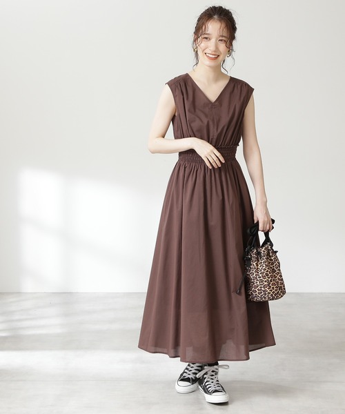 N.(N. Natural Beauty Basic)(エヌエヌナチュラルビューティーベーシック)の「【S Size Line】◆コットンローンバックボタンワンピース(ワンピース・レディース・ブラック/ブラウン/レッド/ブルー・SMALL/MEDIUM)」の13枚目の写真