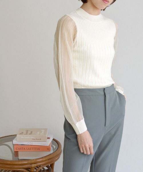 HER CLOSET（ハークローゼット）の「【shemoshelly】袖シアーロングスリーブニット（ニット/セーター・レディース・ホワイト/ブラック・M）」の3枚目の写真