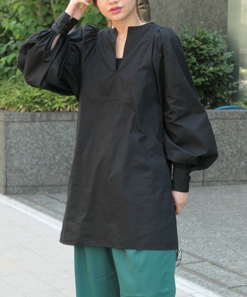 CORNERS（コーナーズ）の「ボリュームスリーブカフタンブラウス（シャツ/ブラウス・レディース・ホワイト/ブラック/グレイッシュベージュ/ボルドー/ダークオレンジ・M）」の6枚目の写真