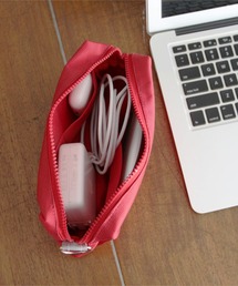 Detail（ディテール）の「SOLID POUCH MEDIUM ソリッドポーチ ミディアム（ポーチ）」