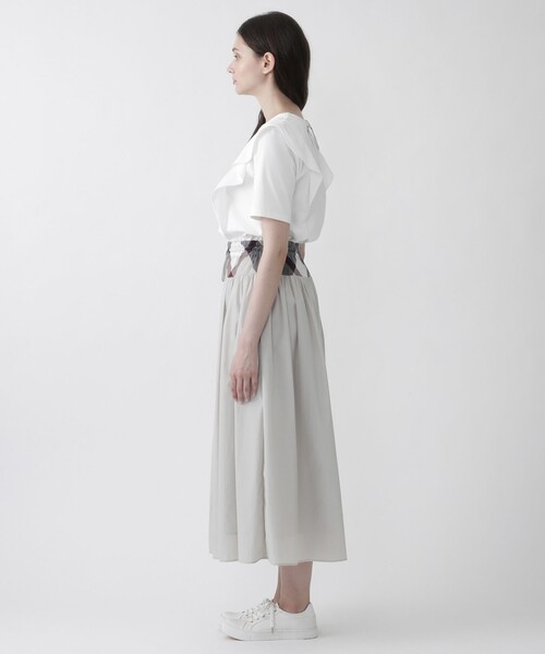 BLUE LABEL CRESTBRIDGE（ブルーレーベルクレストブリッジ）の