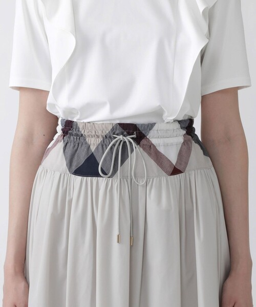 BLUE LABEL CRESTBRIDGE（ブルーレーベルクレストブリッジ）の