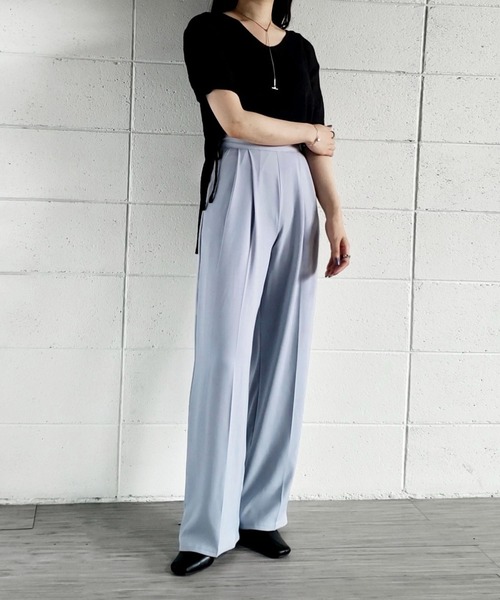 me+em select(ミームセレクト)の「センタープレスカラーワイドタックスラックス(スラックス・レディース・ブラック/グレー/ピンク/ブルー・SMALL/MEDIUM)」の17枚目の写真