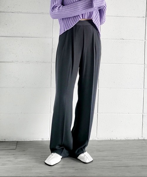 me+em select(ミームセレクト)の「センタープレスカラーワイドタックスラックス(スラックス・レディース・ブラック/グレー/ピンク/ブルー・SMALL/MEDIUM)」の22枚目の写真