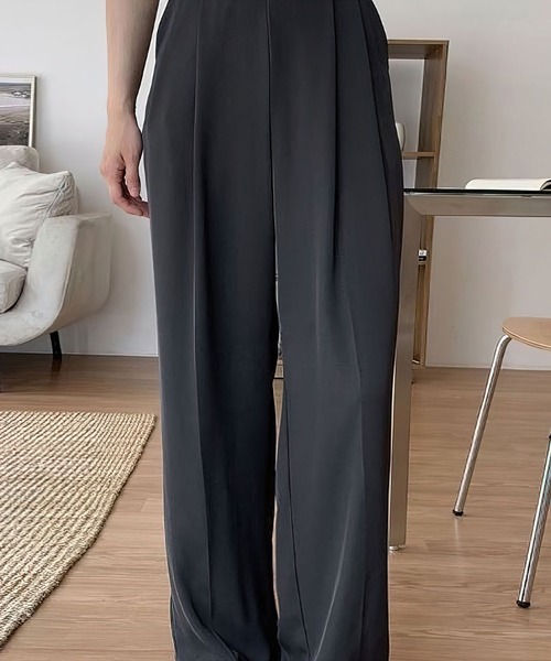 me+em select(ミームセレクト)の「センタープレスカラーワイドタックスラックス(スラックス・レディース・ブラック/グレー/ピンク/ブルー・SMALL/MEDIUM)」の20枚目の写真