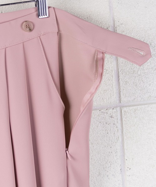 me+em select(ミームセレクト)の「センタープレスカラーワイドタックスラックス(スラックス・レディース・ブラック/グレー/ピンク/ブルー・SMALL/MEDIUM)」の8枚目の写真