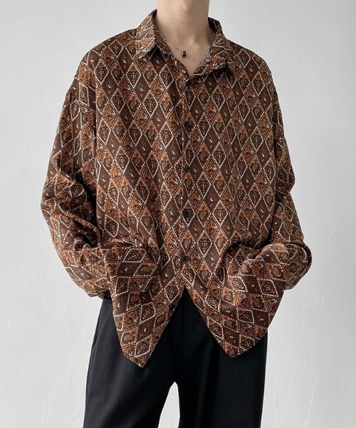 MGV(エムジーヴィー)の「ヴィンテージプリントオーバーサイズLSシャツ(シャツ/ブラウス・メンズ・ブラック×ホワイト/ベージュ×ブラック/ブラウン/ブラック系その他/ベージュ・LARGE/MEDIUM/X-LARGE)」の15枚目の写真