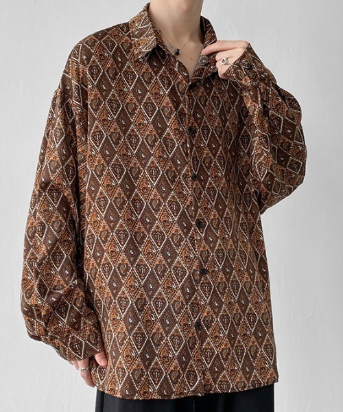 MGV(エムジーヴィー)の「ヴィンテージプリントオーバーサイズLSシャツ(シャツ/ブラウス・メンズ・ブラック×ホワイト/ベージュ×ブラック/ブラウン/ブラック系その他/ベージュ・LARGE/MEDIUM/X-LARGE)」の18枚目の写真