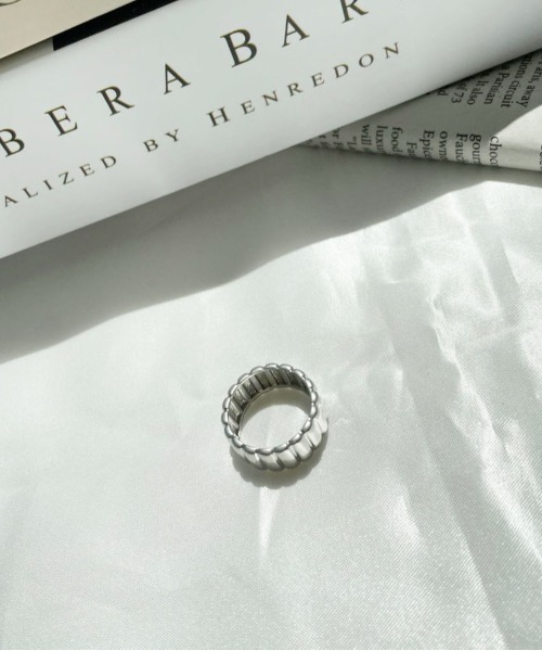 PairPair（ペアペア）の「シルバーデザインリング（リング・レディース・A/C/B・FREE）」の16枚目の写真