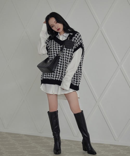 ANDGEEBEE(アンジービー)の「ポーチ付きクロコショルダーバッグ(ショルダーバッグ・レディース・ブラック・FREE)」の7枚目の写真