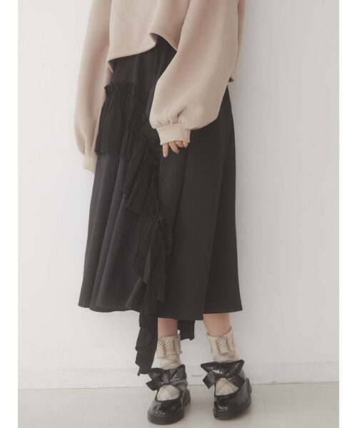 merry jenny（メリージェニー）の「異素材アシメフリルスカート（スカート・レディース・ブラック/ベージュ/ネイビー・FREE）」の4枚目の写真