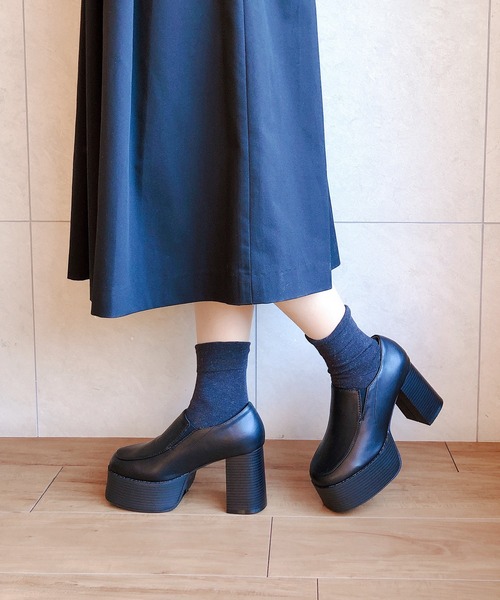 Noubel Voug Relax（ヌーベルヴォーグリラックス）の「ボリューム チャンキーソール マニッシュ シューズ（パンプス・レディース・パイソン/ブラック・S/LL/L/M/3L）」の2枚目の写真