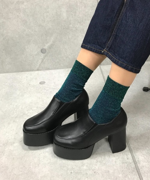 Noubel Voug Relax（ヌーベルヴォーグリラックス）の「ボリューム チャンキーソール マニッシュ シューズ（パンプス・レディース・パイソン/ブラック・S/LL/L/M/3L）」の6枚目の写真