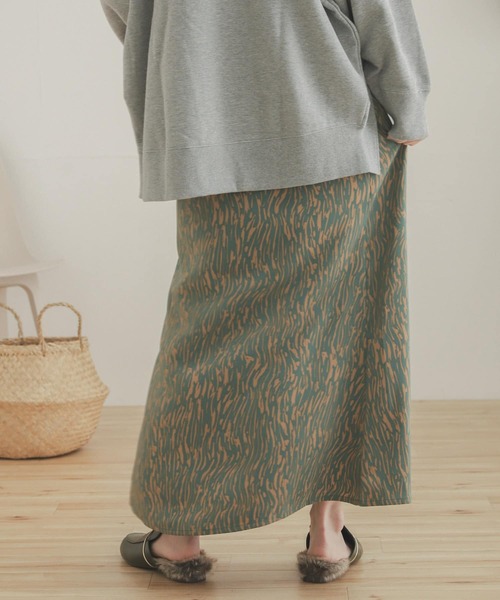 SENSE OF PLACE by URBAN RESEARCH（センスオブプレイスバイアーバンリサーチ）の「ソフトストライプナロースカート（スカート・レディース・グリーン系その他/ブラック系その他/ベージュ系その他・ONE）」の6枚目の写真