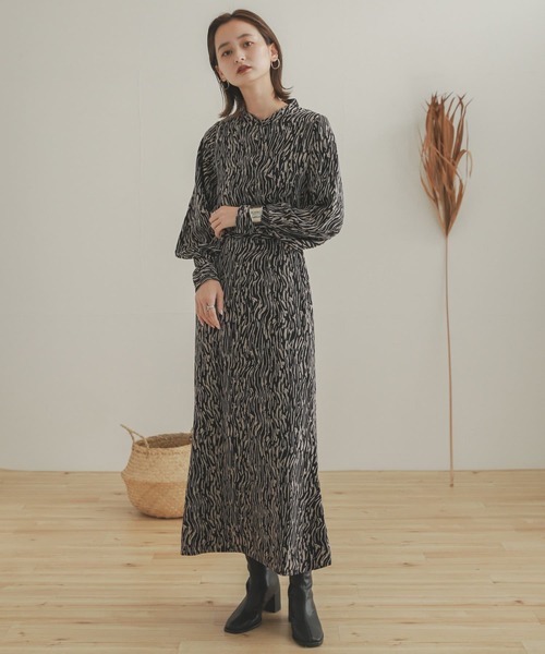 SENSE OF PLACE by URBAN RESEARCH（センスオブプレイスバイアーバンリサーチ）の「ソフトストライプナロースカート（スカート・レディース・グリーン系その他/ブラック系その他/ベージュ系その他・ONE）」の20枚目の写真