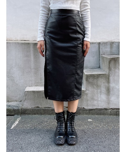 ENVYM（アンビー）の「スリットミディアムＳＫ（スカート・レディース・ブラック/ブラック系その他・FREE）」の9枚目の写真