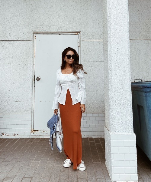 esutoreja（エストレジャ）の「フロントスリットギャザーブラウス（シャツ/ブラウス・レディース・ホワイト/ベージュ・FREE）」の3枚目の写真