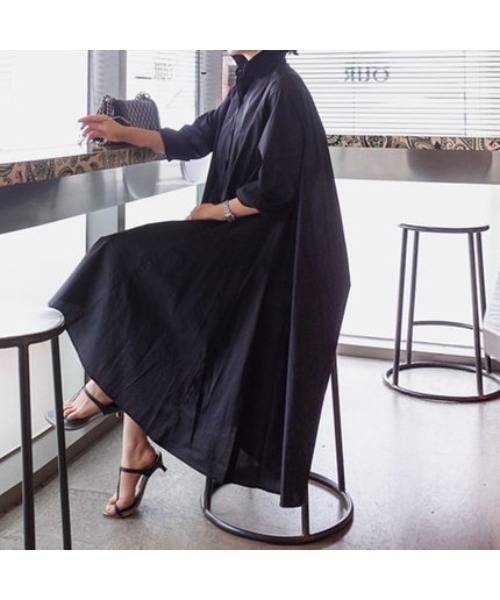Ritzy(リッツィー)の「大人シルエット ゆる感 ミモレ丈 Aライン シャツワンピース(シャツワンピース・レディース・ホワイト/ブラック/ベージュ/ネイビー/ブラウン・S/M/L)」の3枚目の写真