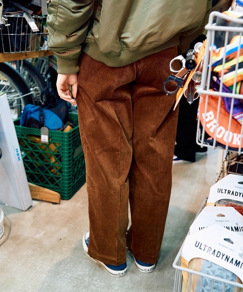 SAKULA（サクラ）の「【僕らが纏うモノ】at SAKULA - WIDE CORDUROY PANTS/ワイドコーデュロイパンツ（その他パンツ・メンズ・ブラック/ブラウン・28/30/32/34）」の15枚目の写真