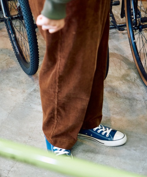 SAKULA（サクラ）の「【僕らが纏うモノ】at SAKULA - WIDE CORDUROY PANTS/ワイドコーデュロイパンツ（その他パンツ・メンズ・ブラック/ブラウン・28/30/32/34）」の6枚目の写真