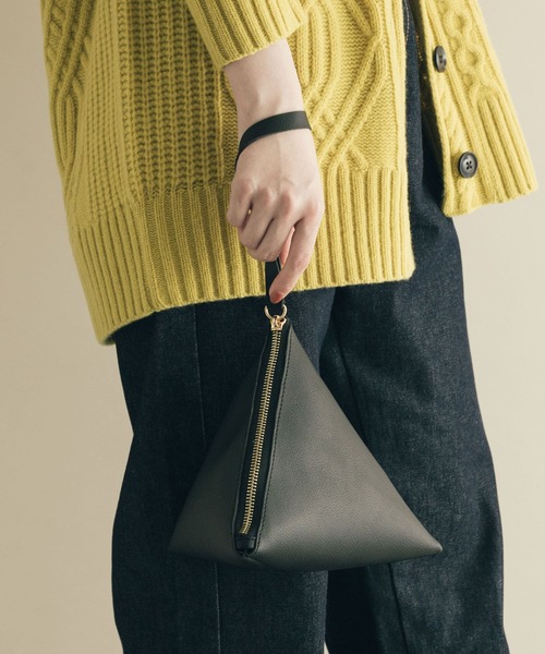 SMELLY(スメリー)の「サンカクミニポーチ(ポーチ・レディース・ブラック/ベージュ/ネイビー・-)」の2枚目の写真