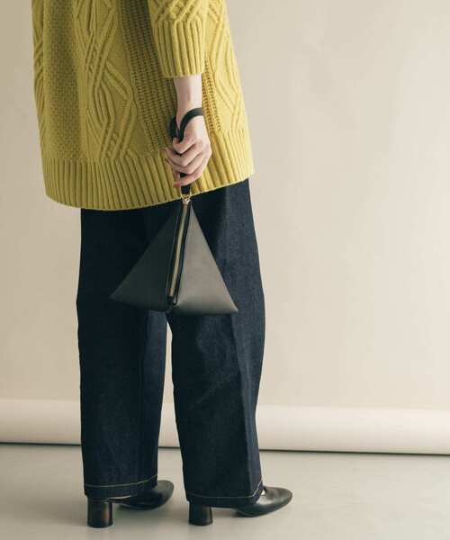 SMELLY(スメリー)の「サンカクミニポーチ(ポーチ・レディース・ブラック/ベージュ/ネイビー・-)」の5枚目の写真