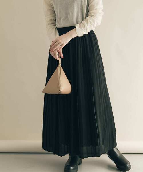 SMELLY(スメリー)の「サンカクミニポーチ(ポーチ・レディース・ブラック/ベージュ/ネイビー・-)」の7枚目の写真