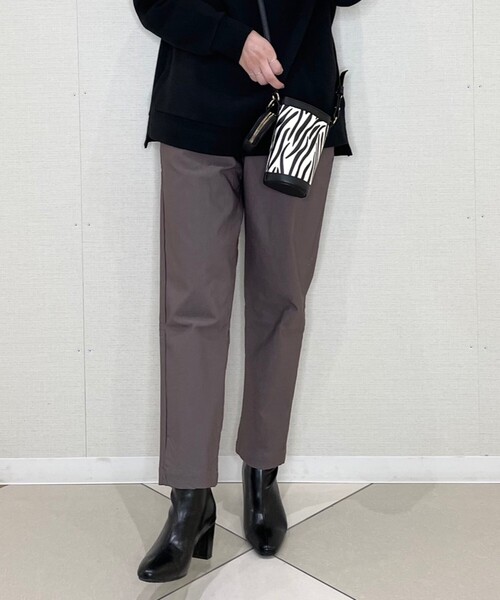 SHOO・LA・RUE(シューラルー)の「◆【S-3L】ストレッチ裏起毛イージーテーパードパンツ(その他パンツ・レディース・ブラック/アイボリー/サンドベージュ/キャメル・01/02/03/04/05)」の17枚目の写真