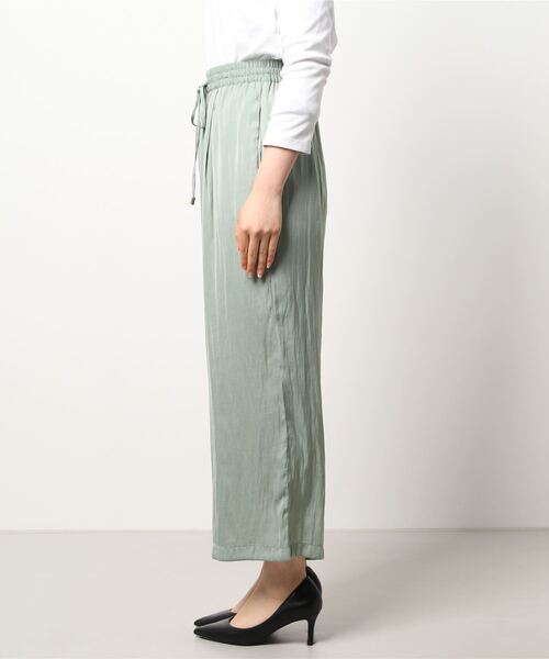 PICCIN（ピッチン）の「シルキーサテンイージーワイドパンツ（その他パンツ・レディース・ネイビー/オリーブ・M）」の3枚目の写真
